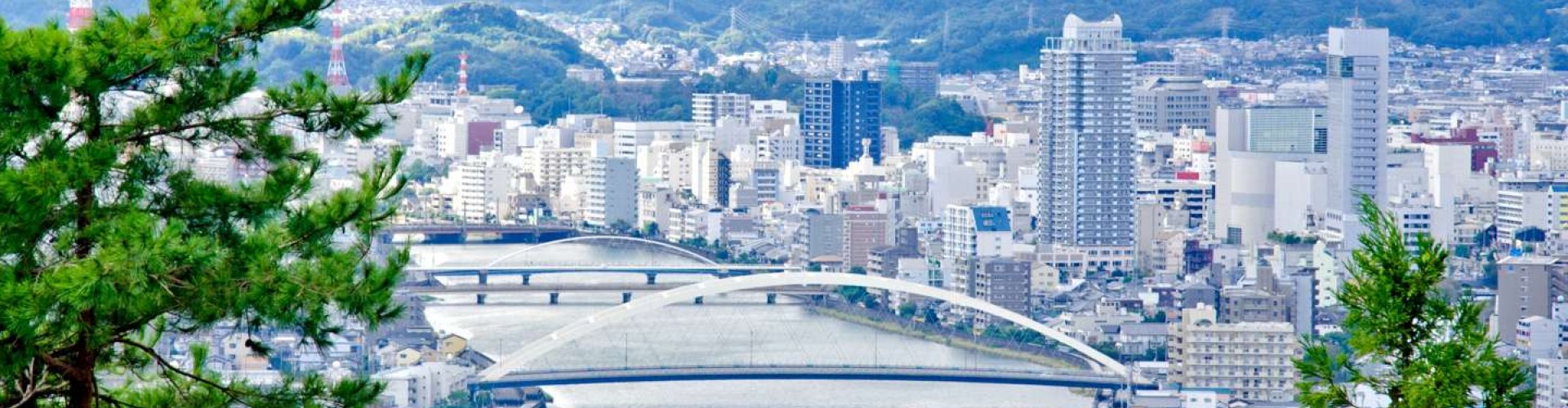 Night tram gliding over Kochi’s cobblestone streets