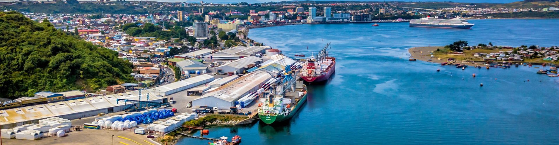 Puerto Montt tram in the bustling city centre