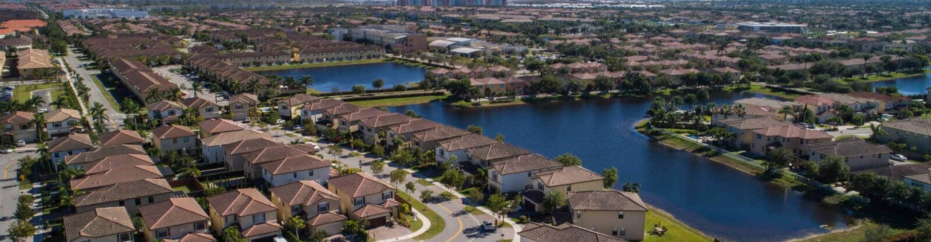 Night tram on cobblestone street, Coral Springs