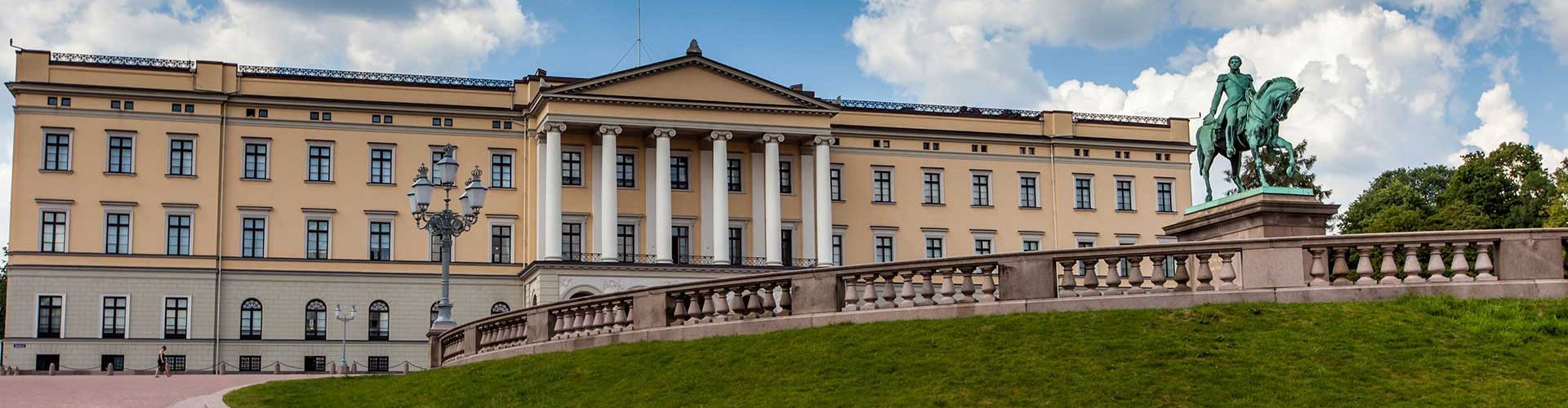 Oslo tram in city centre