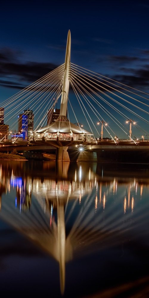 Calm Winnipeg bus street scene