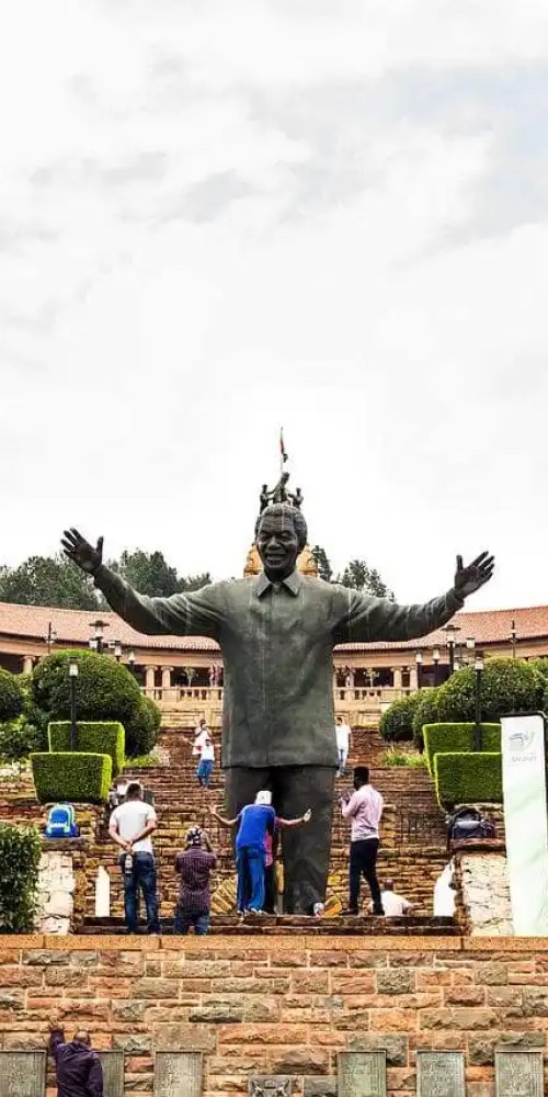 Commuters waiting at Pretoria station during off-peak